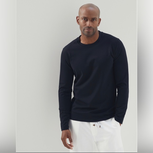 Brunello Cucinelli XL slim fit cotton crew. Pit to pit:22.5" Length:30" - Picture 3 of 10